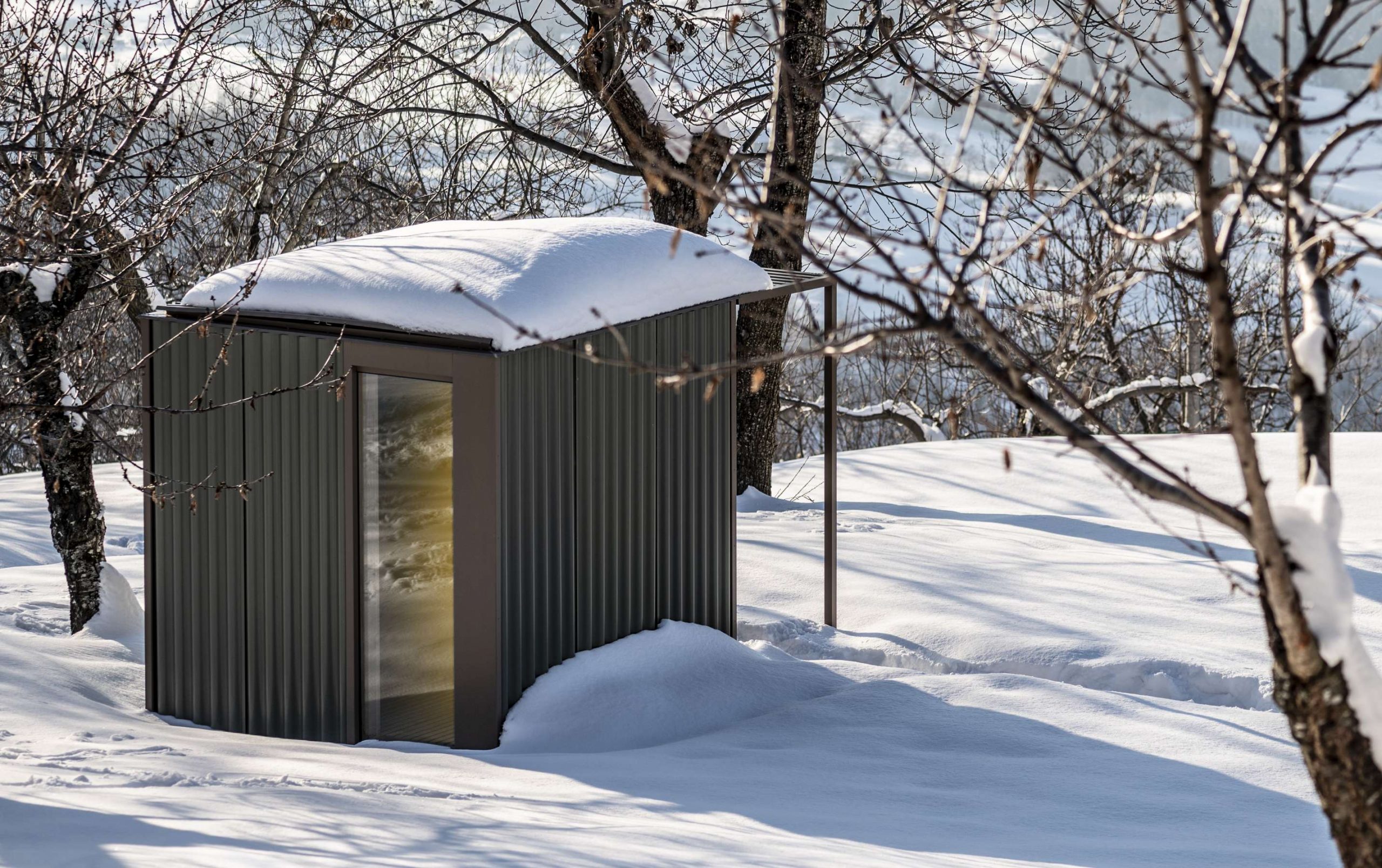 cabanon-neve-1-scaled